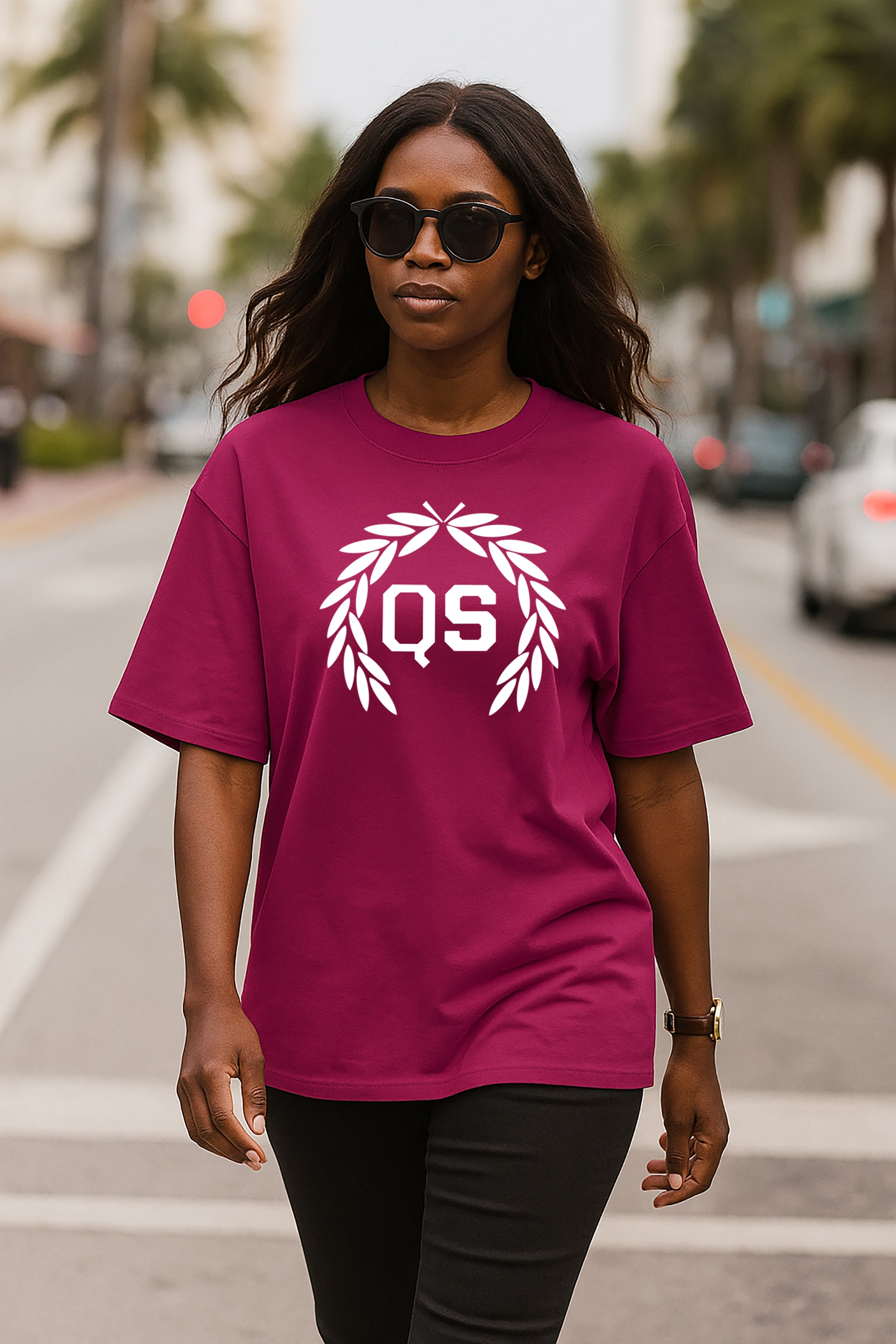 ICONIC OVERSIZED LAUREL T-SHIRT